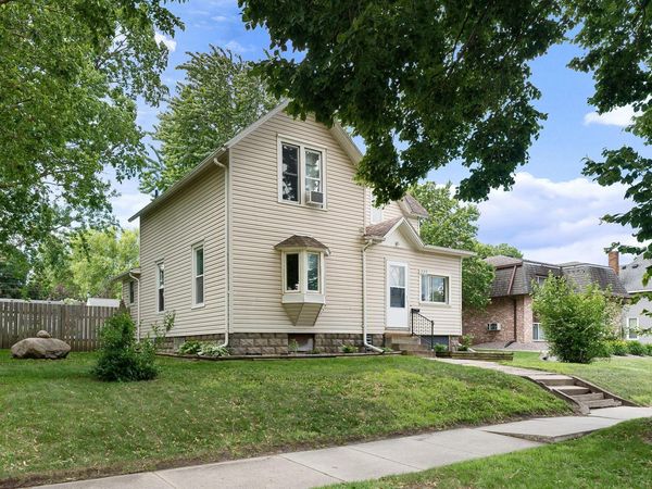 227 Phelps Street , Owatonna, MN 55060