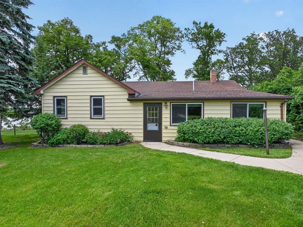 1103 S Darling Drive NW, Alexandria, MN 56308