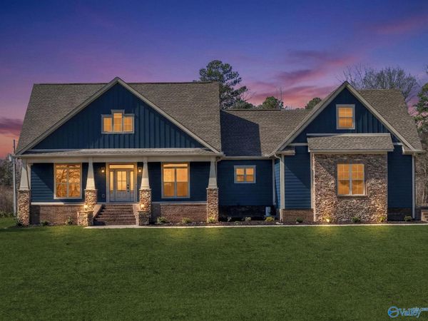 570 Mountain Heights Ridge, Scottsboro, AL 35769