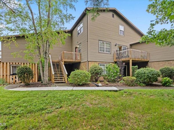 514 Pilgrim Court, Unit B, Johnson City, TN 37601