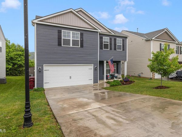 498 Brinkleys Way, Johnson City, TN 37615
