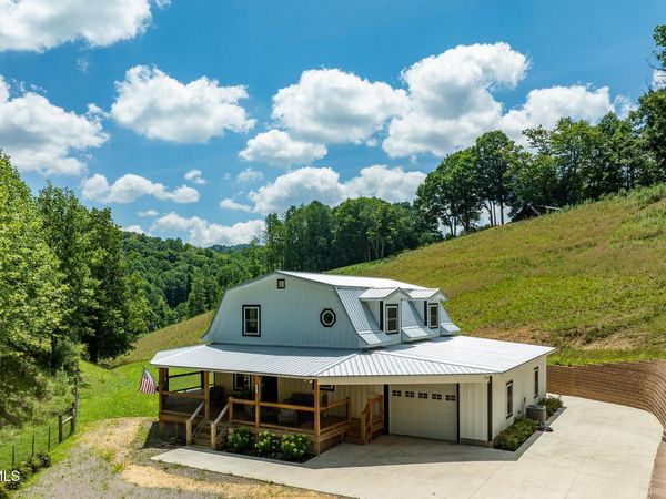 967 Cherry Springs Lane, Trade, TN 37691
