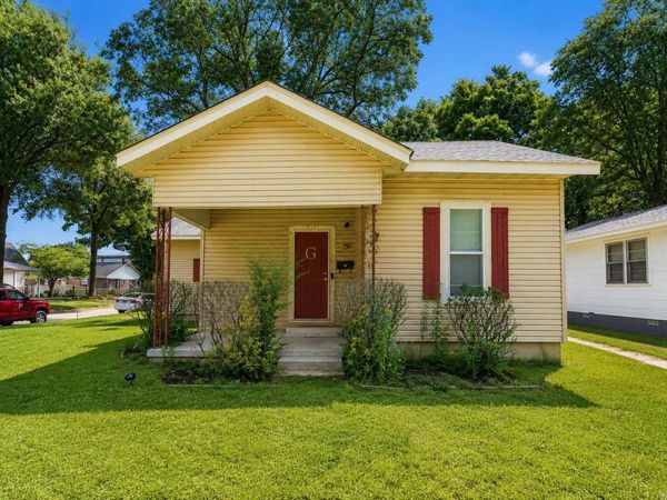 318 9th N , Blytheville, AR 72315