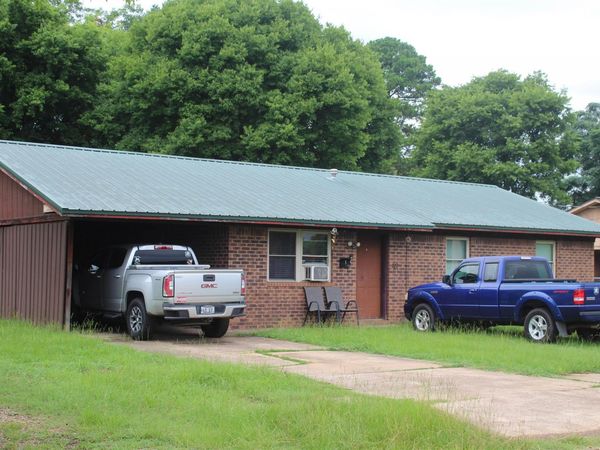 220 Washington S , Nashville, AR 71852