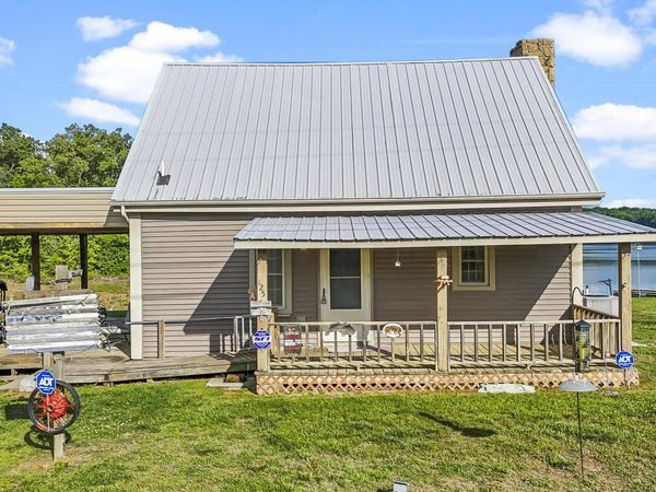125 Island Harbor Lane, Mooresburg, TN 37811