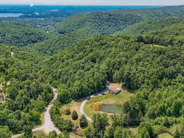 2479 Shut In Gap Rd, Spring City, TN 37381