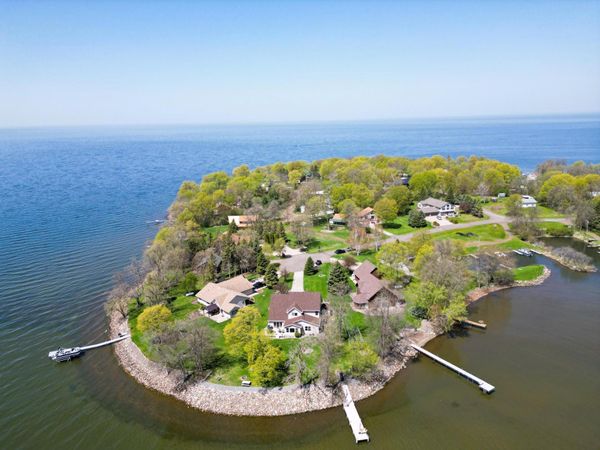 5579 Port Royal Road , Isle, MN 56342