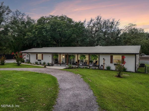 215 FOXTAIL Avenue, Middleburg, FL 32068