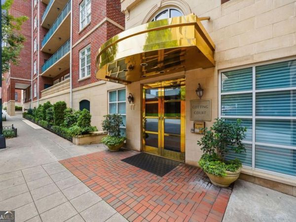 77 Peachtree Place NE, Unit 403, Atlanta, GA 30309
