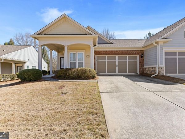 6106 Longleaf Drive, Hoschton, GA 30548