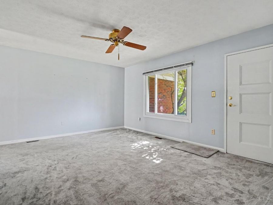 6820 Butler Warren Road, Mason, OH 45040 Photo 3