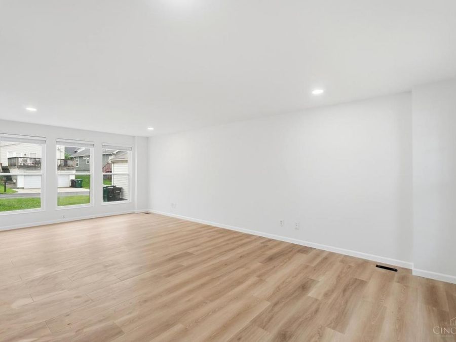 5948 Morning Dew Court, Cincinnati, OH 45237 Photo 8