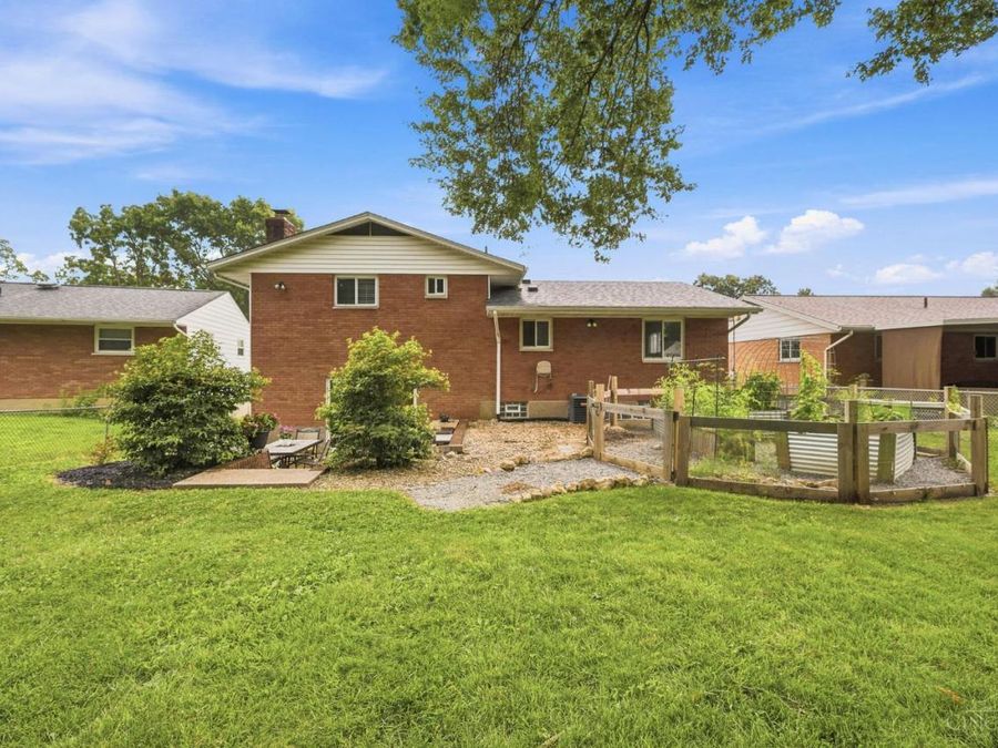 3285 Bellacre Court, Green Township, OH 45248 Photo 36