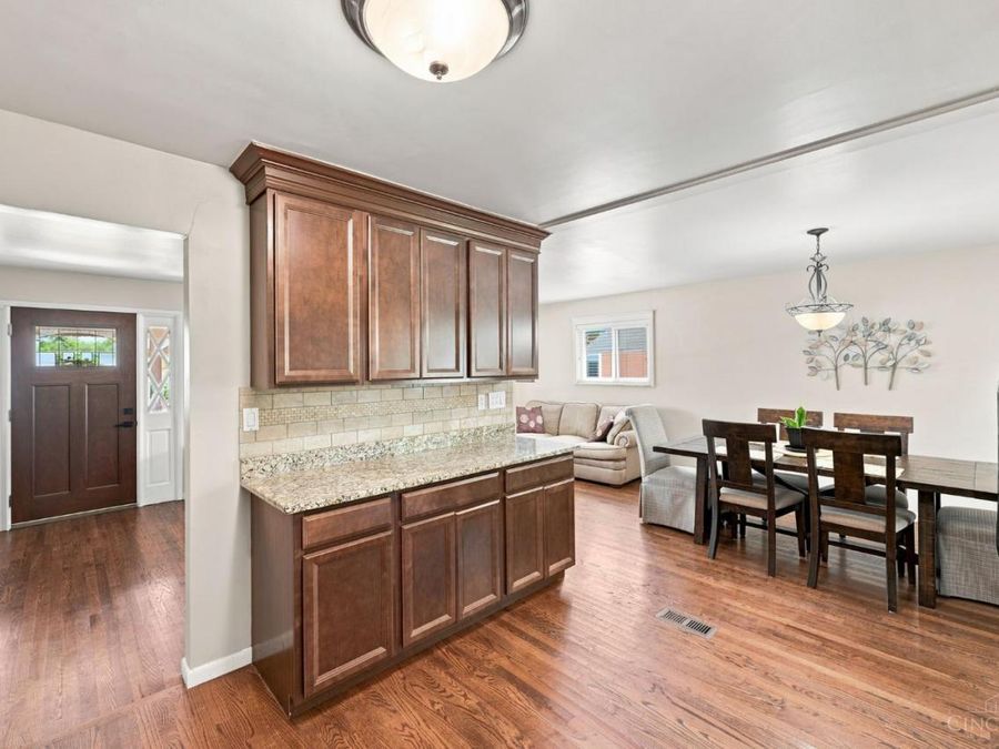 3285 Bellacre Court, Green Township, OH 45248 Photo 8