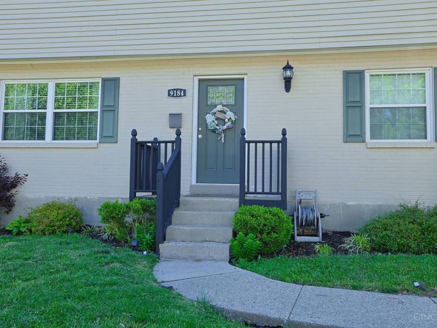 9184 Millcliff Drive, Springfield Township, OH 45231 Photo 2