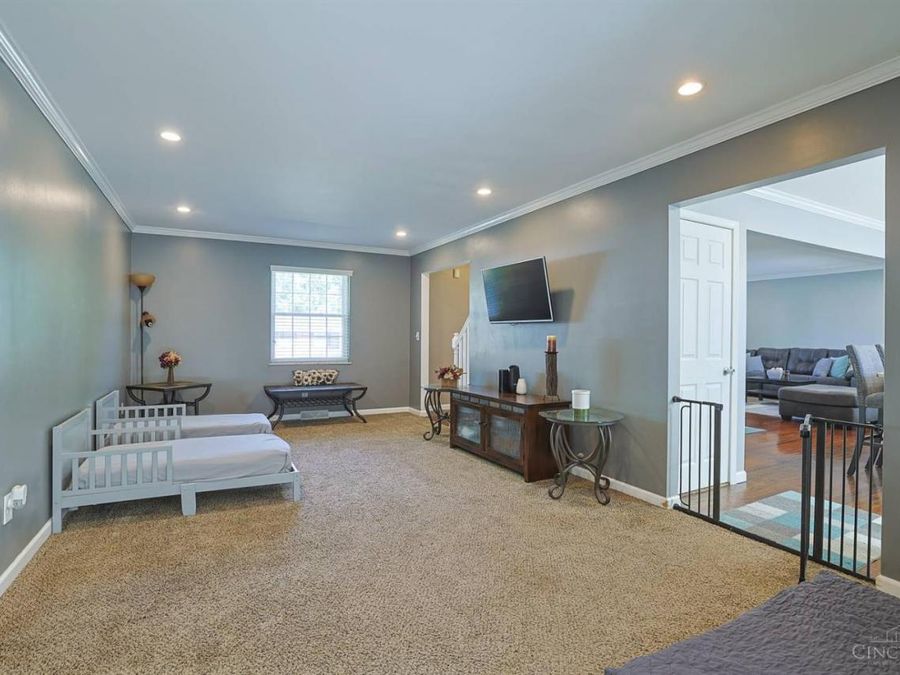 9184 Millcliff Drive, Springfield Township, OH 45231 Photo 8