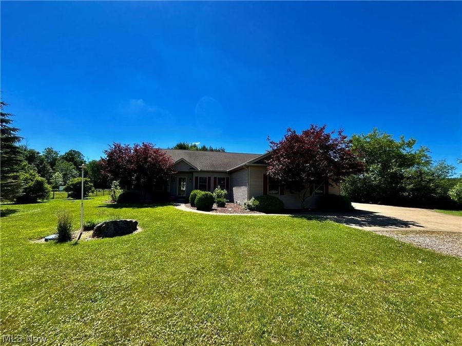 4842 Ridge Road , Wadsworth, OH 44281 Photo 1