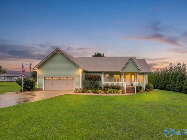 238 Cherokee Road, Scottsboro, AL 35769