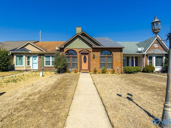 410 Autumnwood Drive SW, Decatur, AL 35601