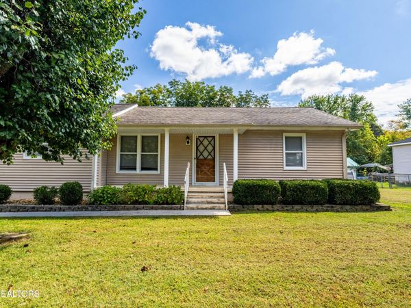 218 Doris Lane , Maryville, TN 37803