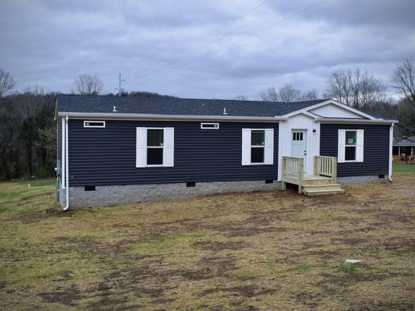 416 River St , Hartsville, TN 37074