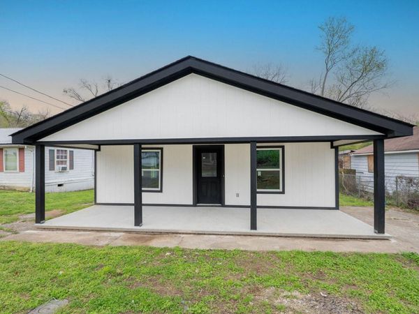113 Hickory Street , Rossville, GA 30741