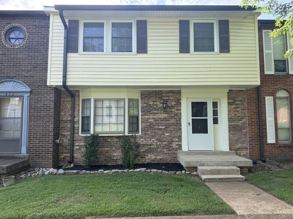 450 Huntington Ridge Dr , Nashville, TN 37211