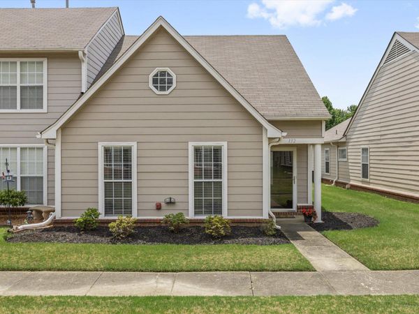 132 CENTER SPRINGS DR, Collierville, TN 38017