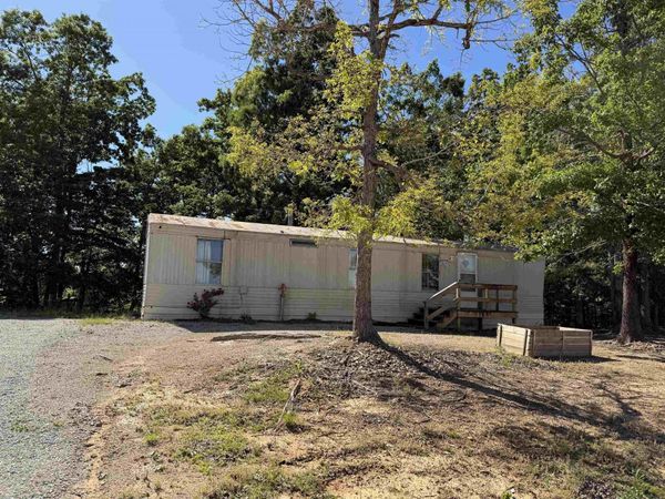520 COY HILL RD, Olivehill, TN 38475