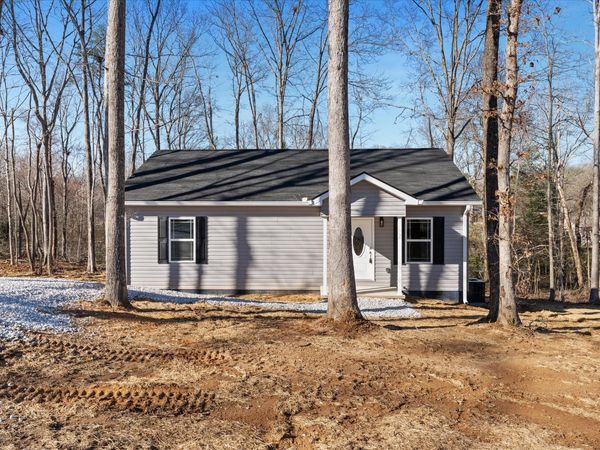 18 Central St , Tracy City, TN 37387