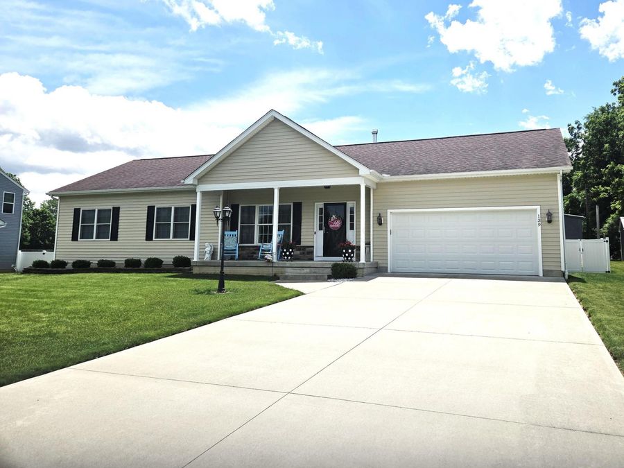 139 Duncan Drive , Pataskala, OH 43062 Photo 1
