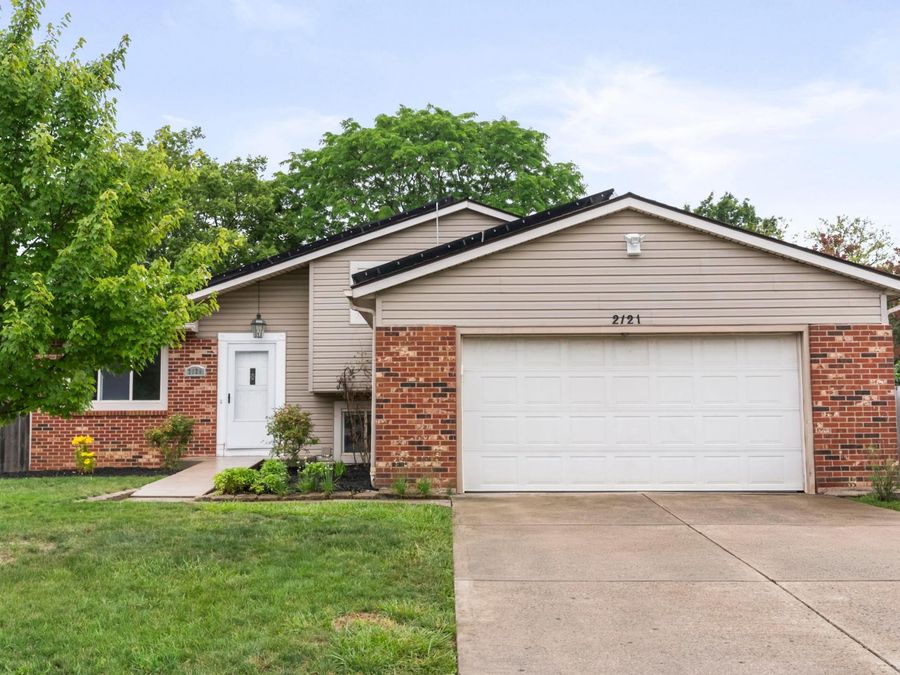 2121 Steffi Drive , Hilliard, OH 43026 Photo 1