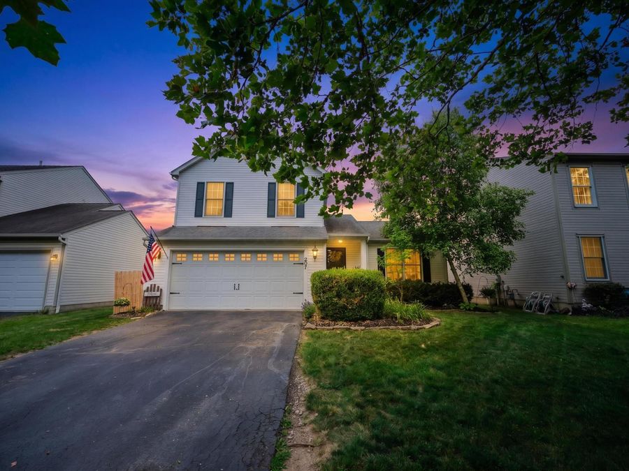 207 Galloway Ridge Drive , Galloway, OH 43119 Photo 1