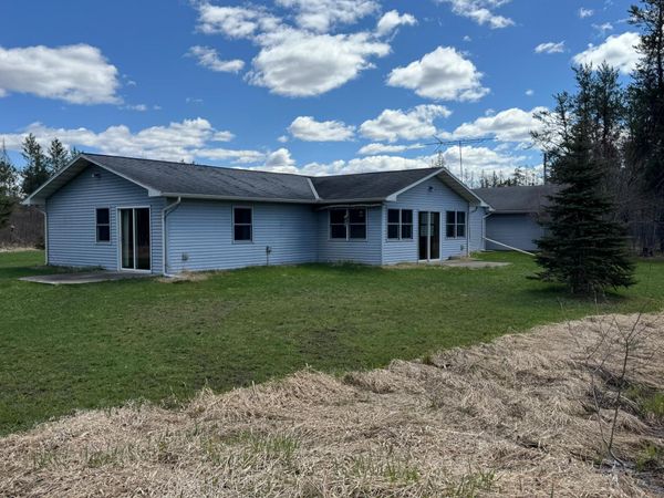 45293 Oak Leaf Road , Sturgeon Lake, MN 55783