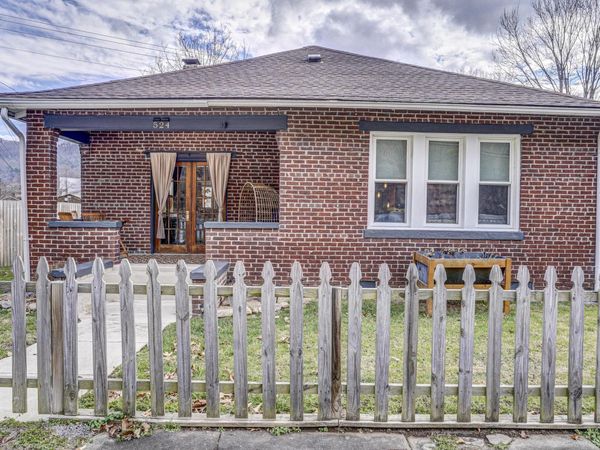 524 Carolina Avenue, Erwin, TN 37650