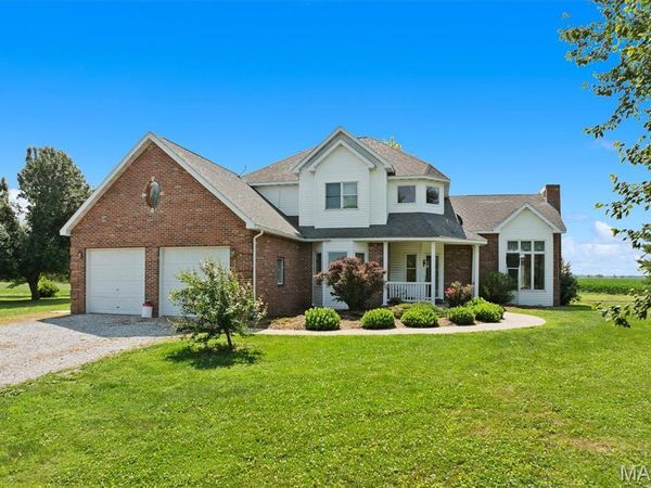 14898 Old Trenton Road , Trenton, IL 62293