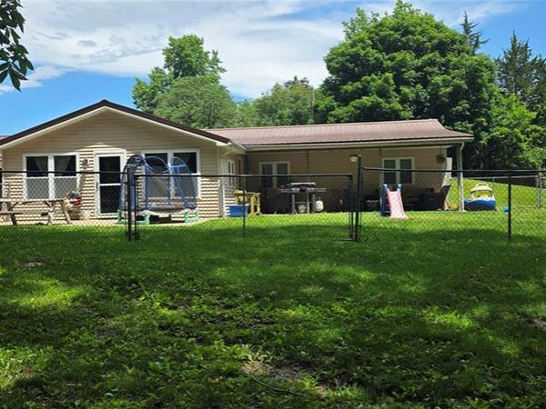 4708 Rockcastle Road , Steeleville, IL 62288