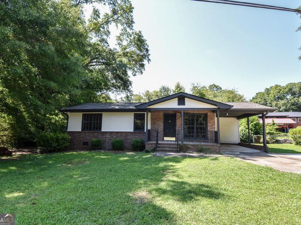 1538 Spring Valley Circle, Griffin, GA 30223