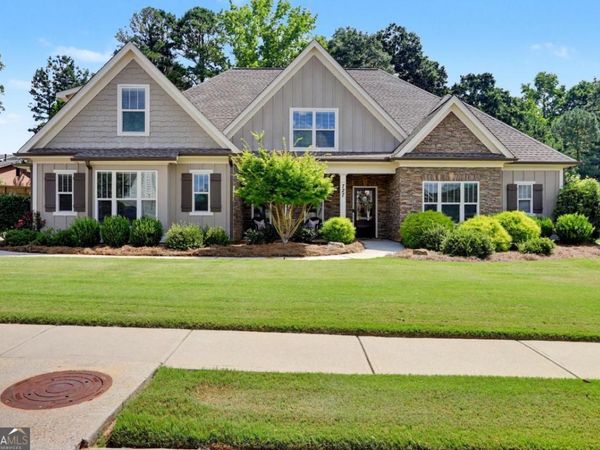 727 Fleeting Way, Monroe, GA 30655