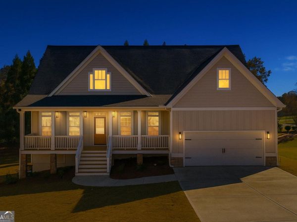 105 Bob White Drive, Calhoun, GA 30701