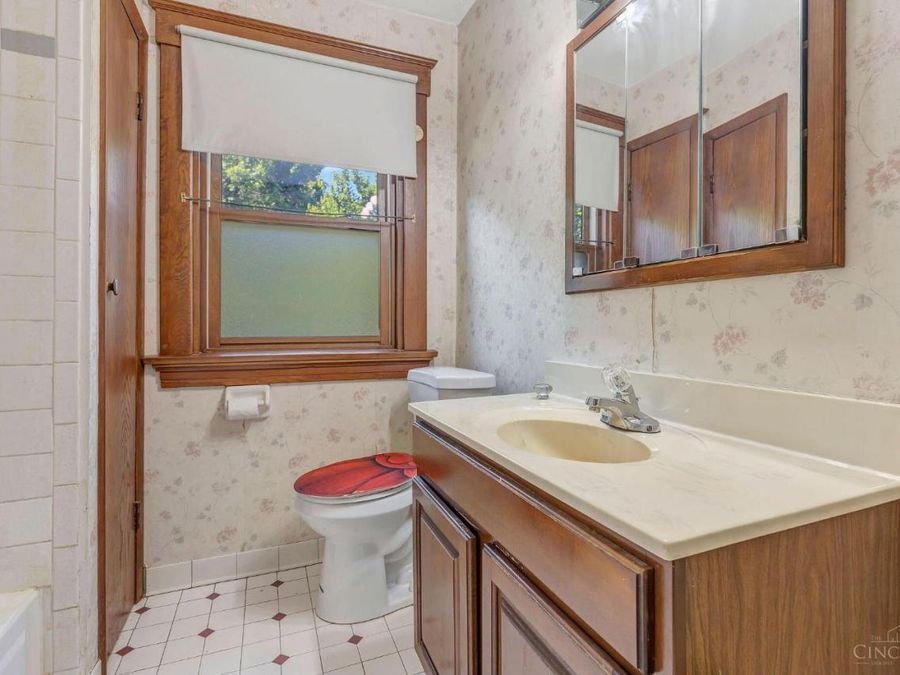 6 Escalon Street, Cincinnati, OH 45216 Photo 22