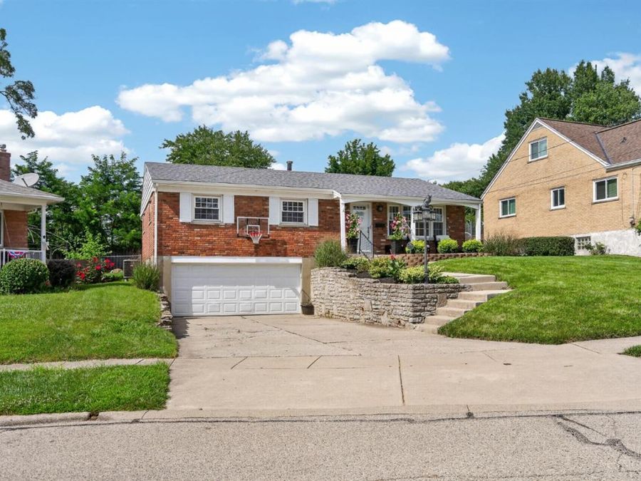 6038 Bearcat Drive, Green Township, OH 45248 Photo 48