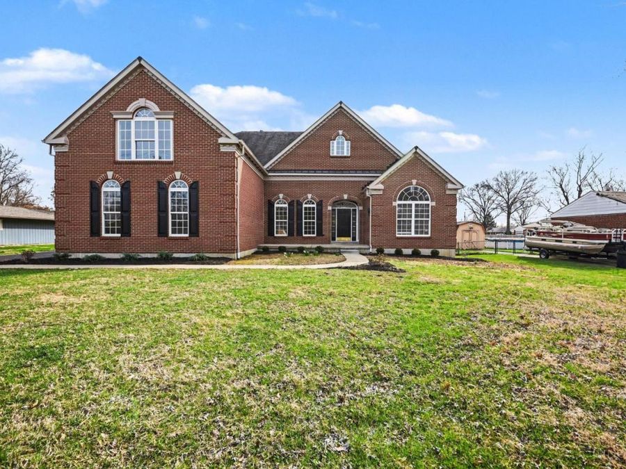 745 Compton Road, Springfield Township, OH 45231 Photo 1