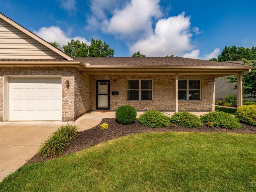92 Locust Drive, Springboro, OH 45066 Photo 1