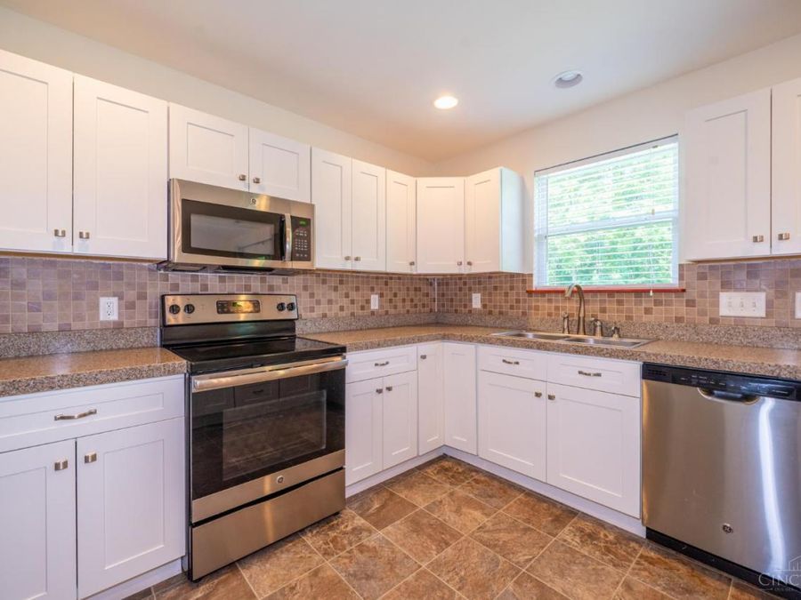 92 Locust Drive, Springboro, OH 45066 Photo 12