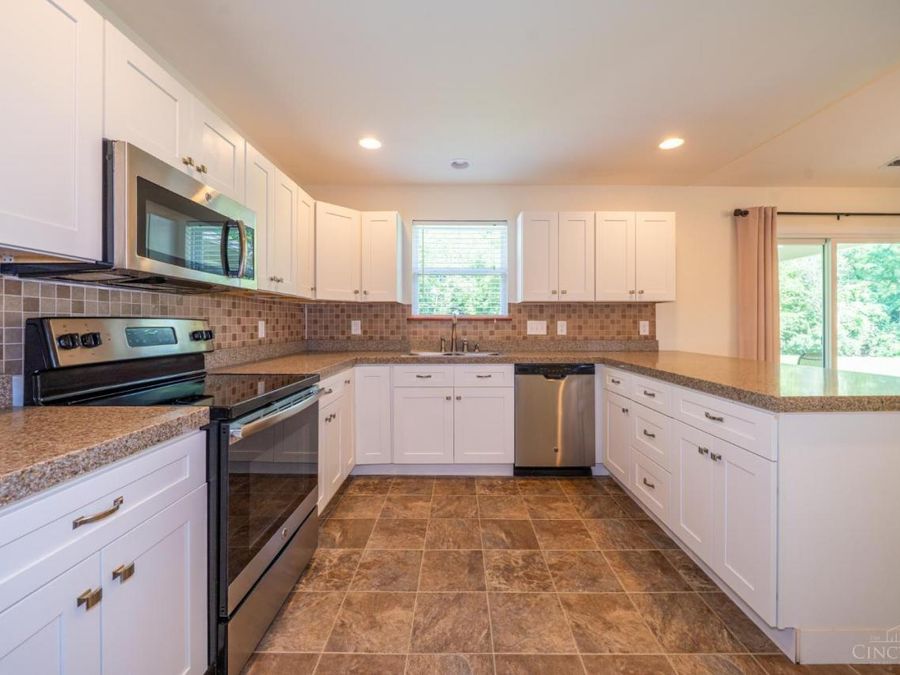 92 Locust Drive, Springboro, OH 45066 Photo 13