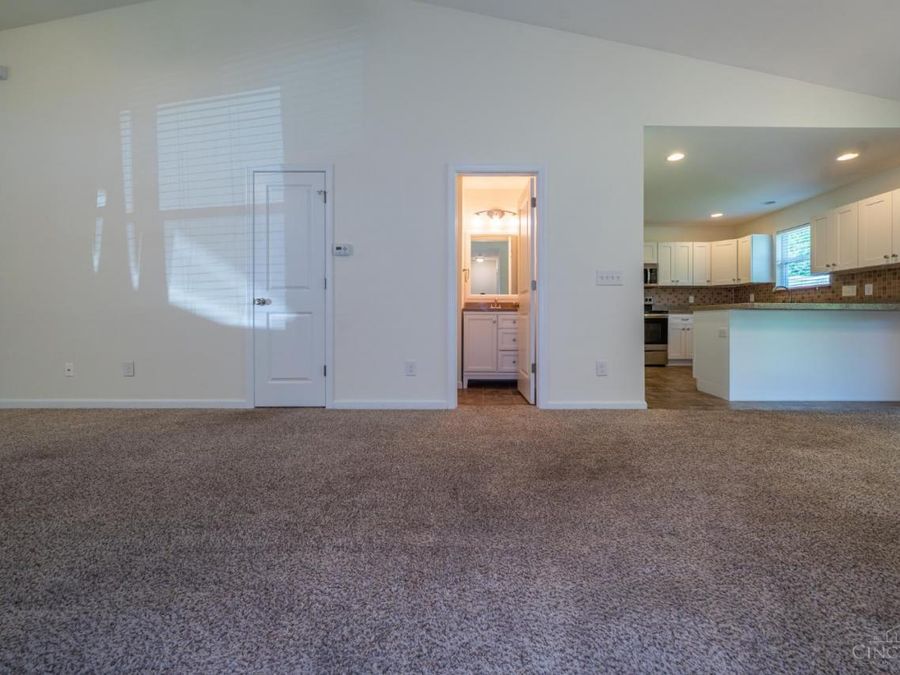 92 Locust Drive, Springboro, OH 45066 Photo 5