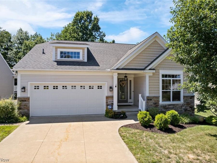 6529 Harness Circle NE, Canton, OH 44721 Photo 1