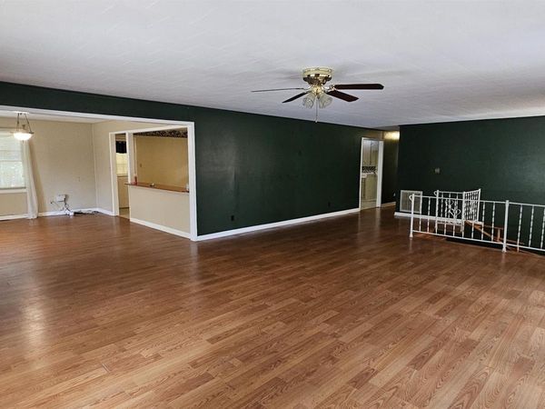 22097 Alabama Highway 79, Scottsboro, AL 35768
