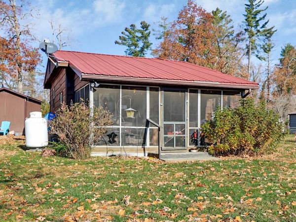 75 Linger Lake Ln , Crossville, TN 38571